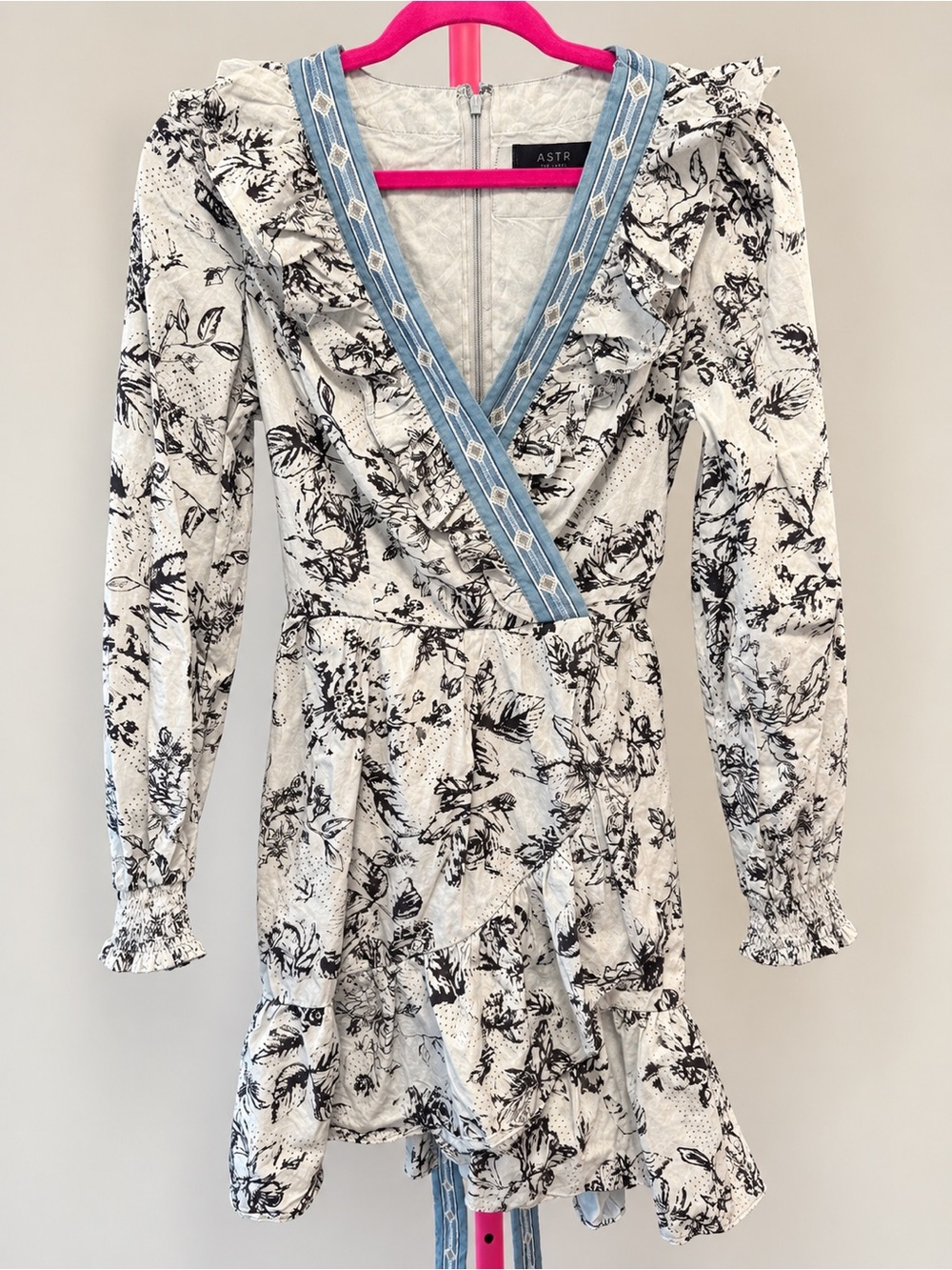Anthropologie NWT Floral Ruffle Wrap Mini Dress Size Large